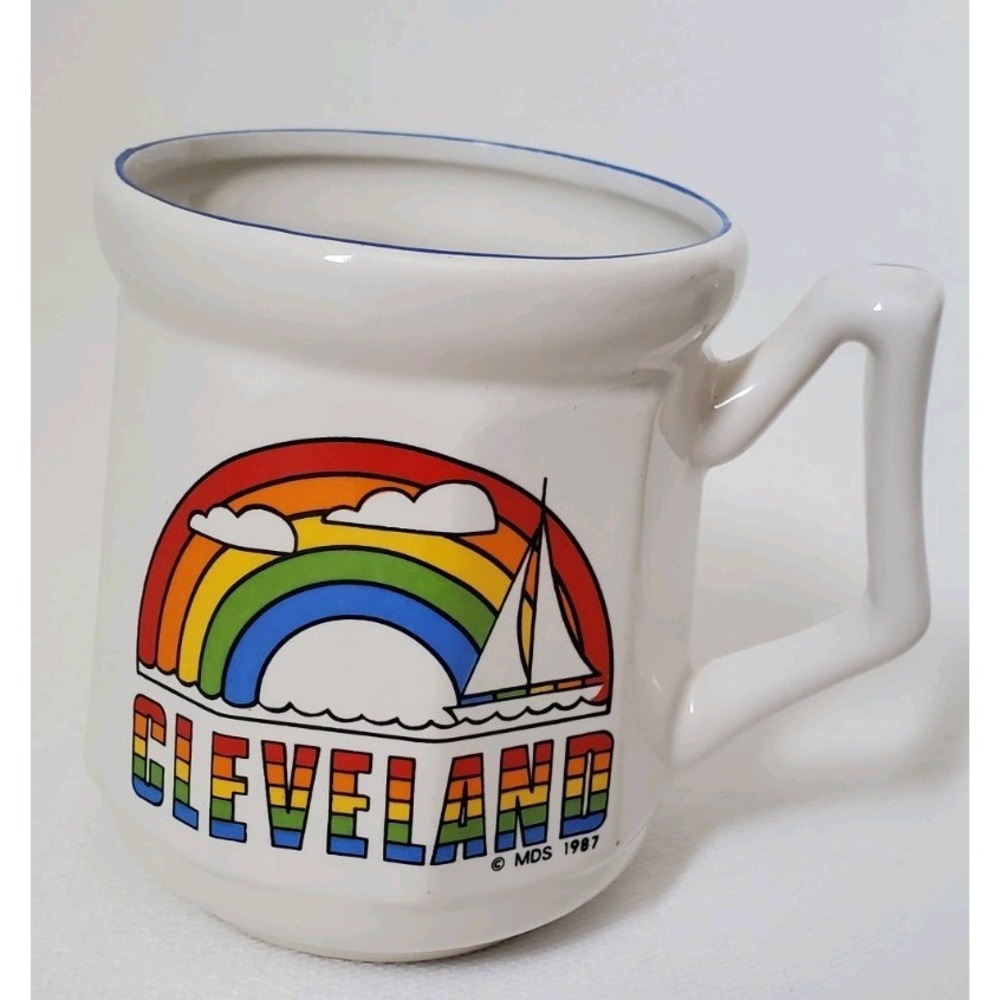 Vtg 1987 Cleveland Ohio Souvenir Coffee Mug/Cup Rainbow Sailboat Ceramic Taiwan